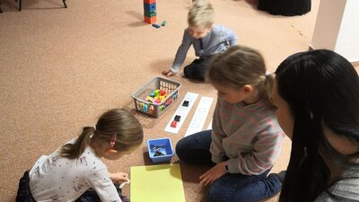 Dubnový Bookstart - Kdo si hraje, nezlobí