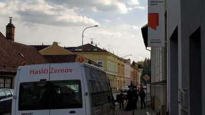 Přílet do knihovny