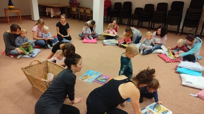 22-10-11 - Téma auta, vlaky, lodě... a knihy s nimi