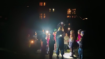 Večerní bojovka na zahradě