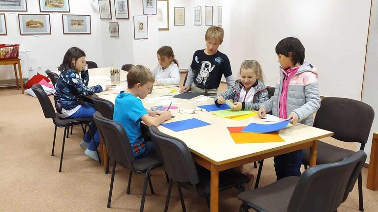 Knihovnické vyrábění - Strašák strašákovitý