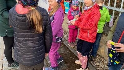 Nejen věšení, ale i následné skládání ponožek nám šlo :)