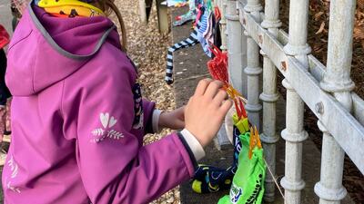 Věšíme ponožky a jde nám to moc dobře ;)