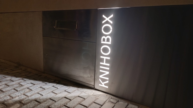 Knihovna má knihobox